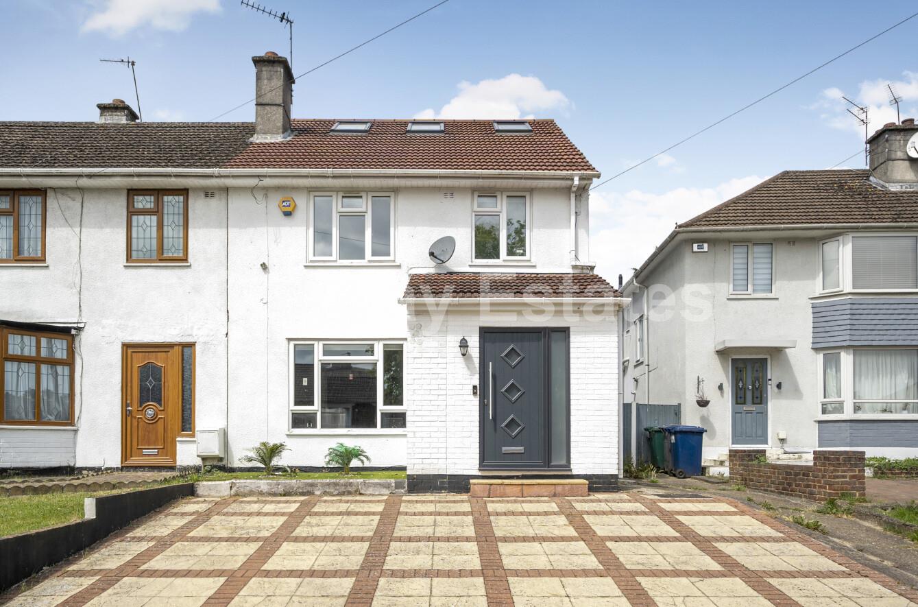 Fairmead Crescent, Edgware